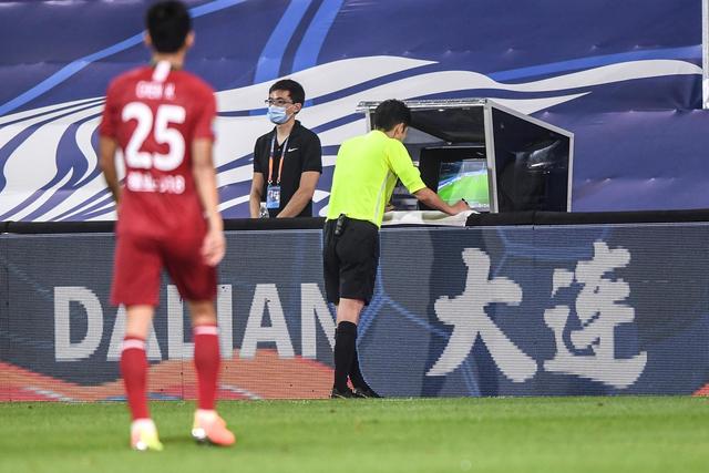 西甲-贝林厄姆破门 皇马3-0提前4轮加冕冠军